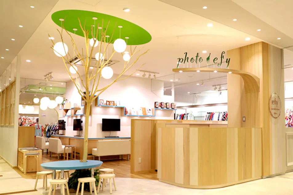 photo efy COROWA 甲子園店の画像
